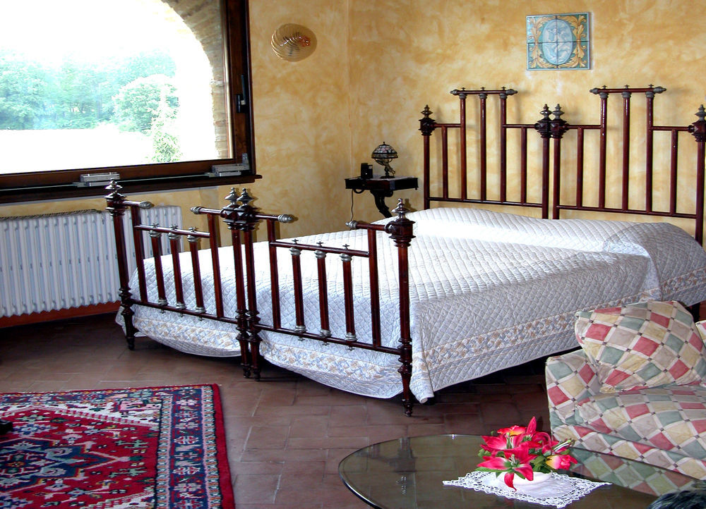 Residenza D'Epoca Il Biribino Hotel ชิตตา ดิ กัสเตลโล ภายนอก รูปภาพ