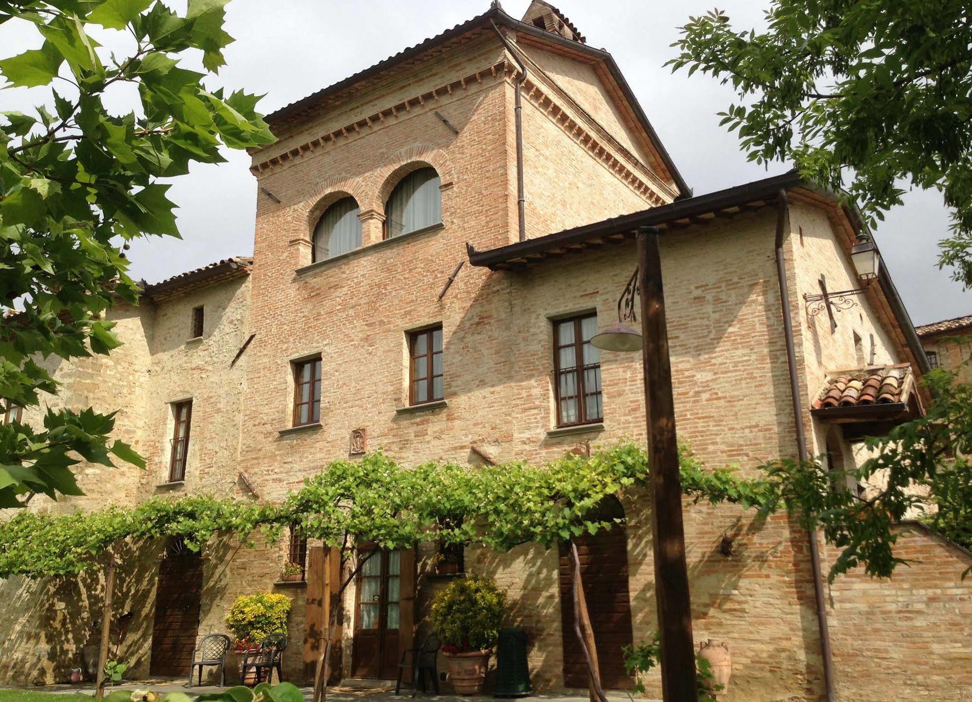 Residenza D'Epoca Il Biribino Hotel ชิตตา ดิ กัสเตลโล ภายนอก รูปภาพ