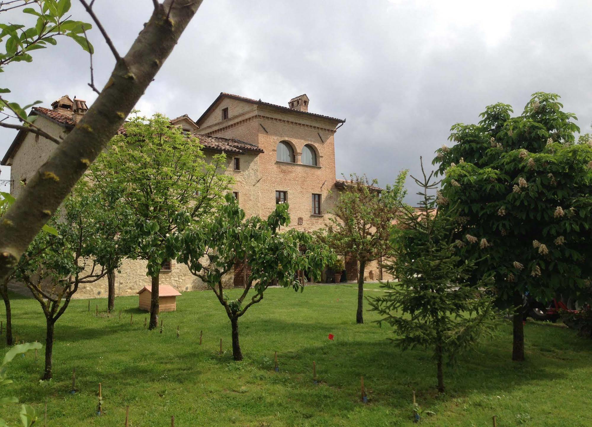 Residenza D'Epoca Il Biribino Hotel ชิตตา ดิ กัสเตลโล ภายนอก รูปภาพ