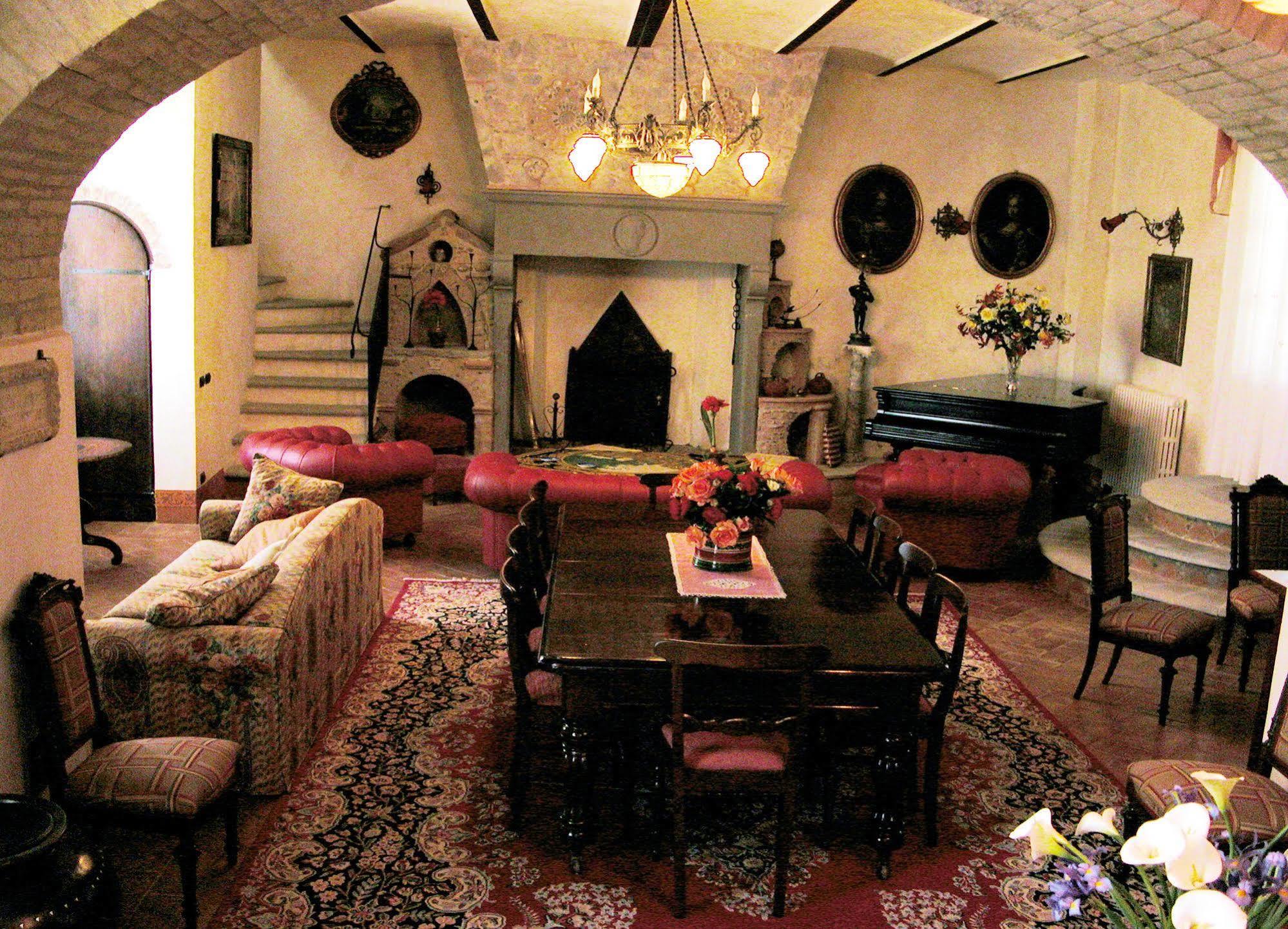 Residenza D'Epoca Il Biribino Hotel ชิตตา ดิ กัสเตลโล ภายนอก รูปภาพ
